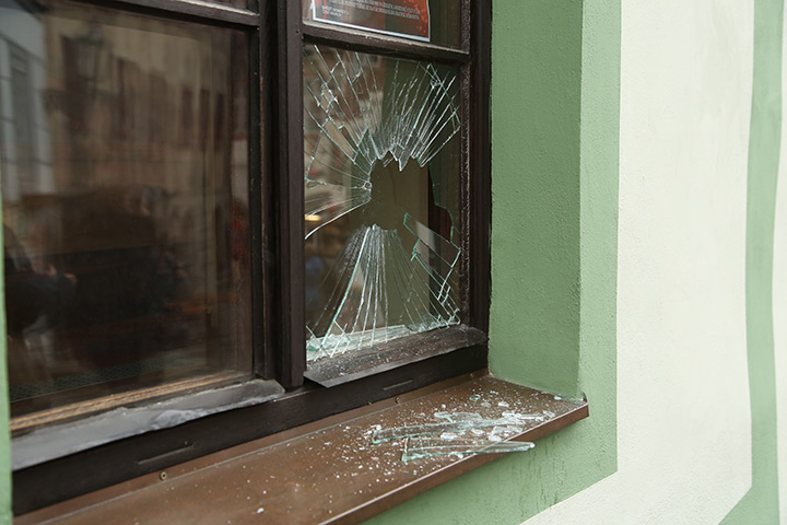 A2B Glass are able to board up broken windows while they are being repaired in Biggleswade.